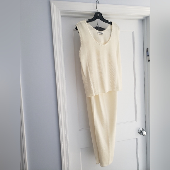 San Remo by Laura Knits, 3 piece jacket, sleeveless shell and pants size L - Picture 2 of 11